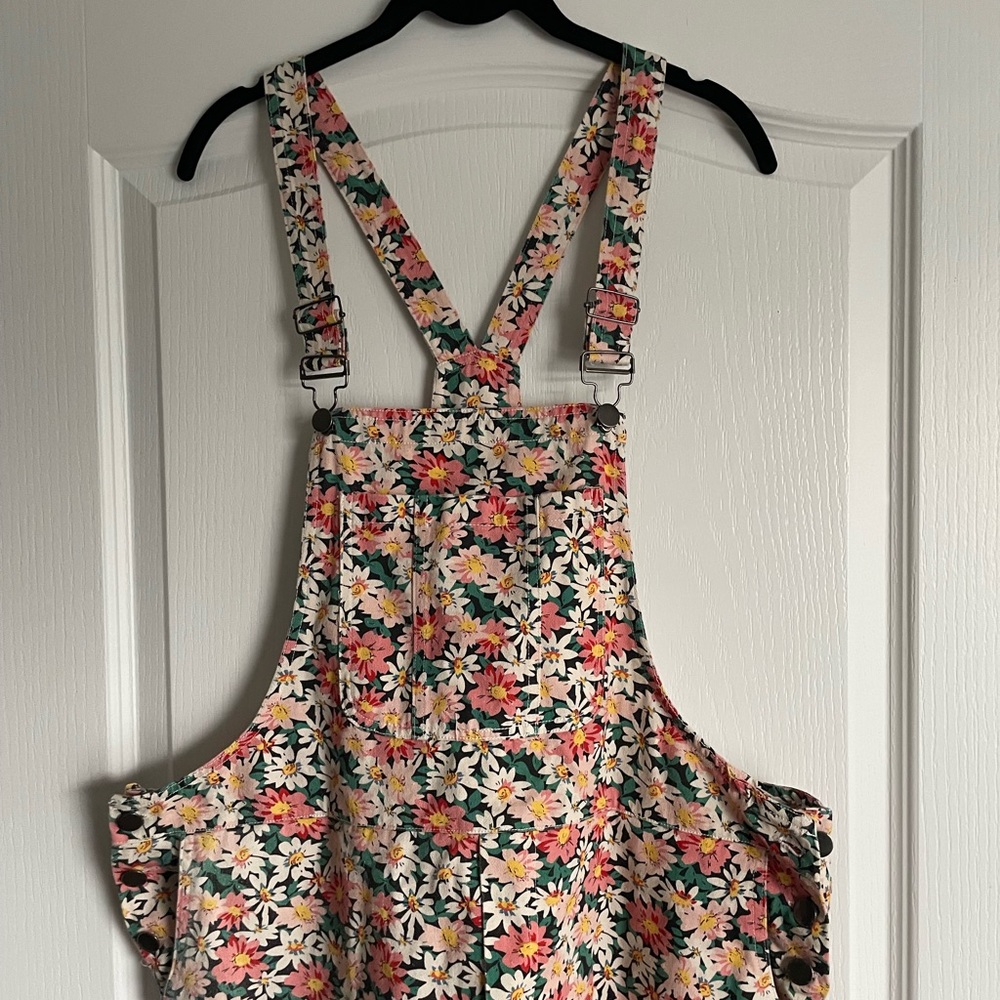 Floral Jumpsuit with Adjustable Straps